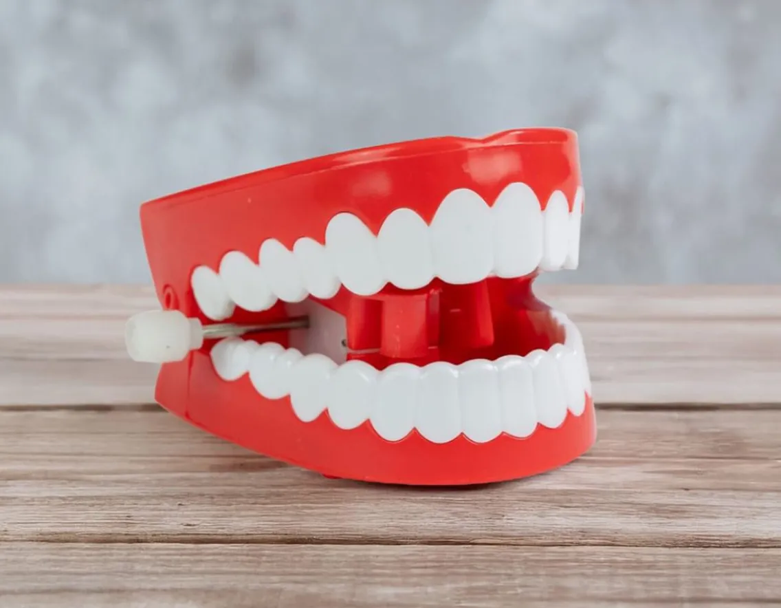 Magic, Spooky & Spells|Wicked Fun-Funtime Gifts Chattering Teeth - Clockwork Classic