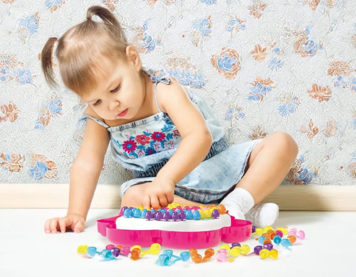 Creativity|Exclusive To Wicked Uncle-Quercetti Pixel Daisy - 150 Colourful Pegs